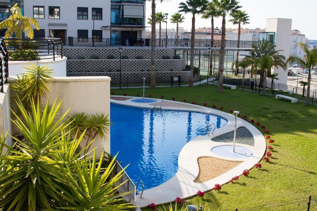 La Bahia - Gelijkvloers Appartement ซานตาโปลา ภายนอก รูปภาพ